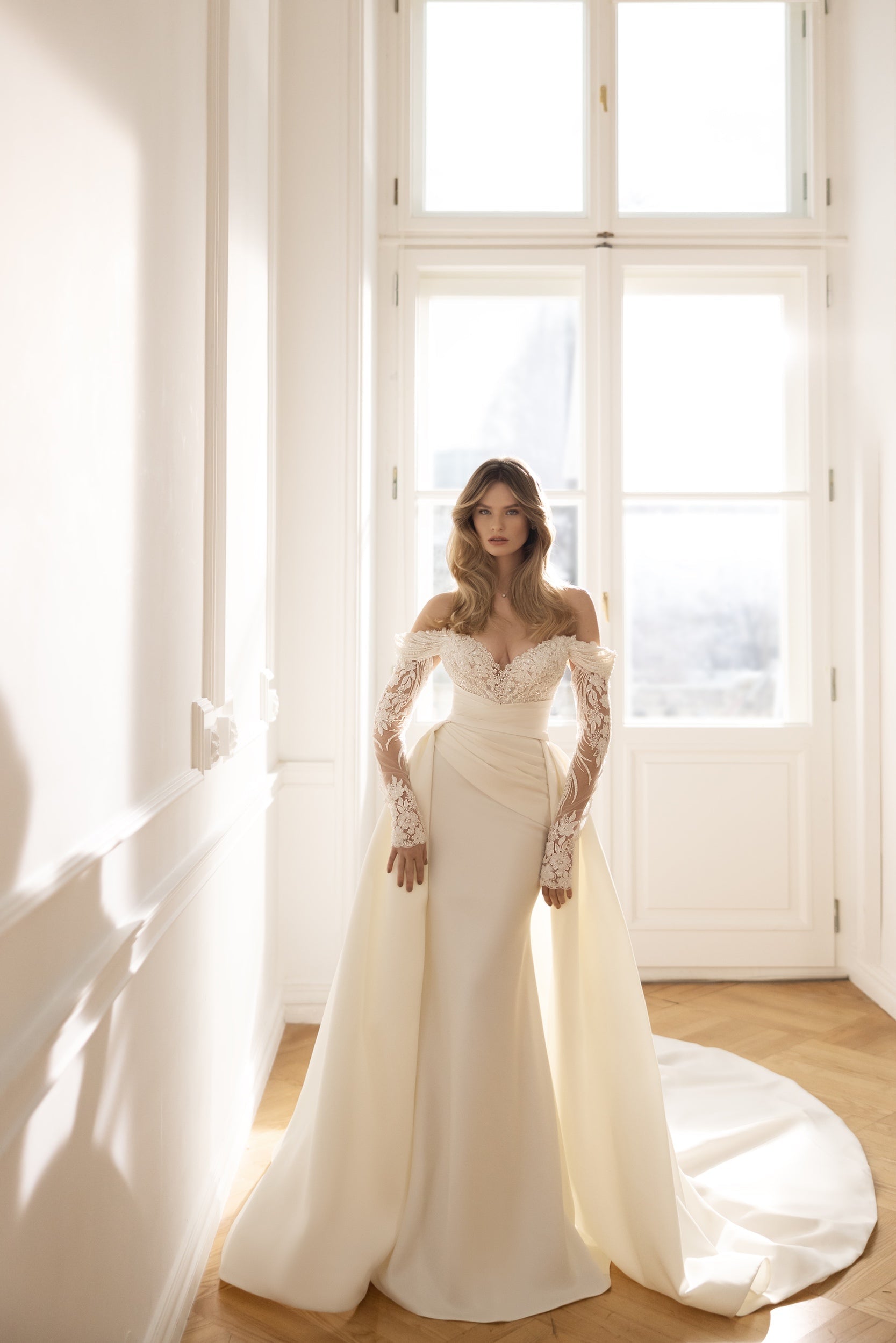 Longue Robe de Mariée Hiver