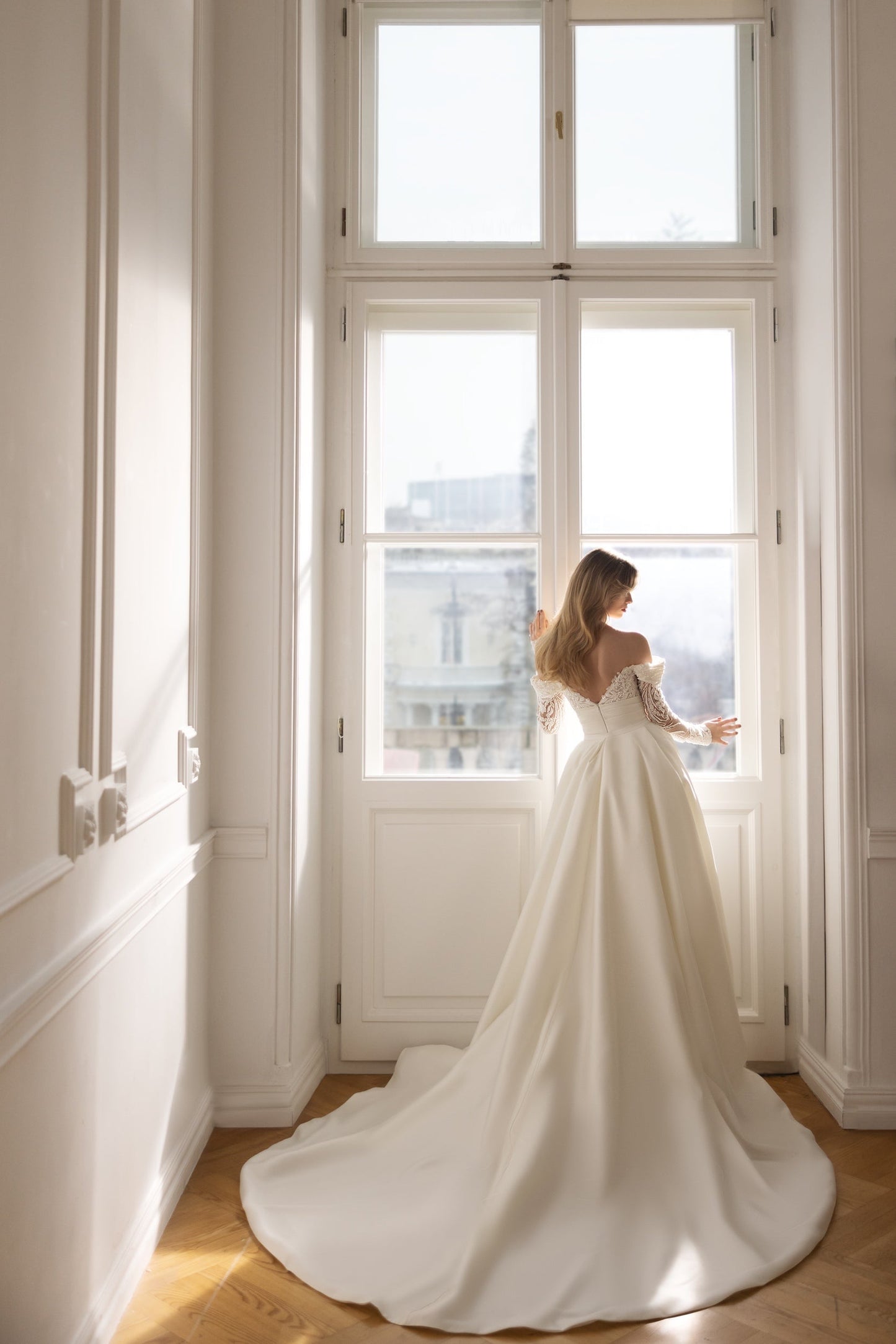 Longue Robe de Mariée Hiver