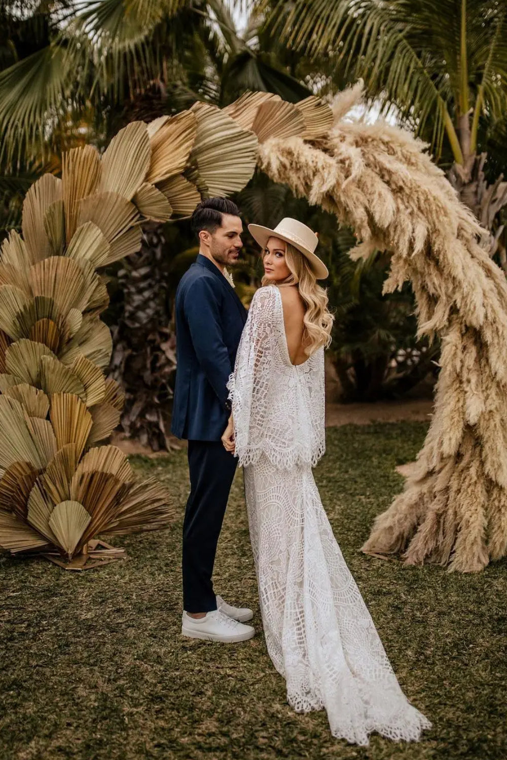 Robe Mariée Bohème Décolleté Plongeant