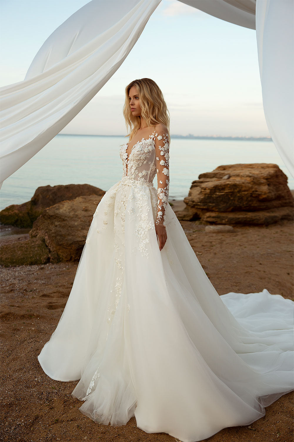 Robe de Mariée Longue en Dentelle