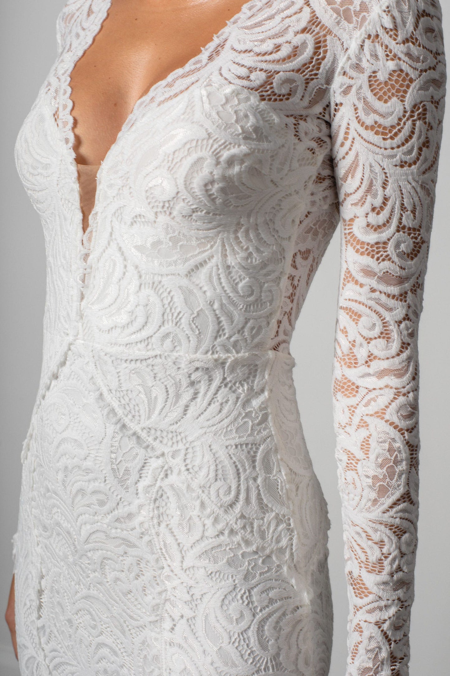 Robe de Mariée en Dentelle à Manches Longues